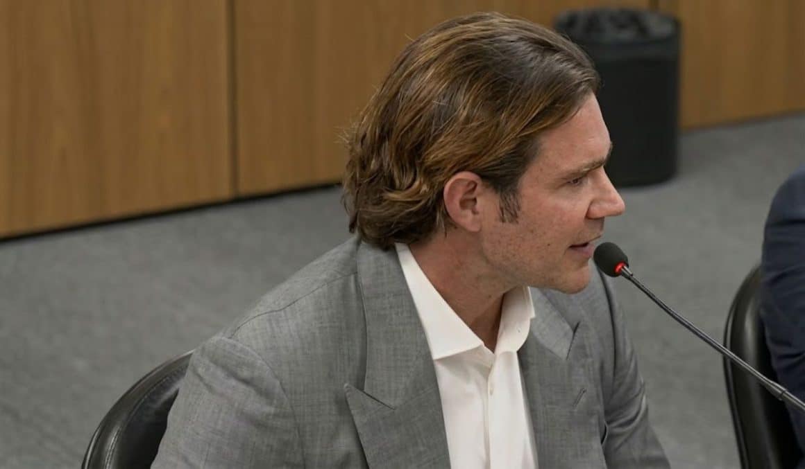 Delação de Vorcaro: Acordo Foca em Devolução de Dinheiro e Provas contra Autoridades Delação de Vorcaro: Acordo Foca em Devolução de Dinheiro e Provas contra Autoridades