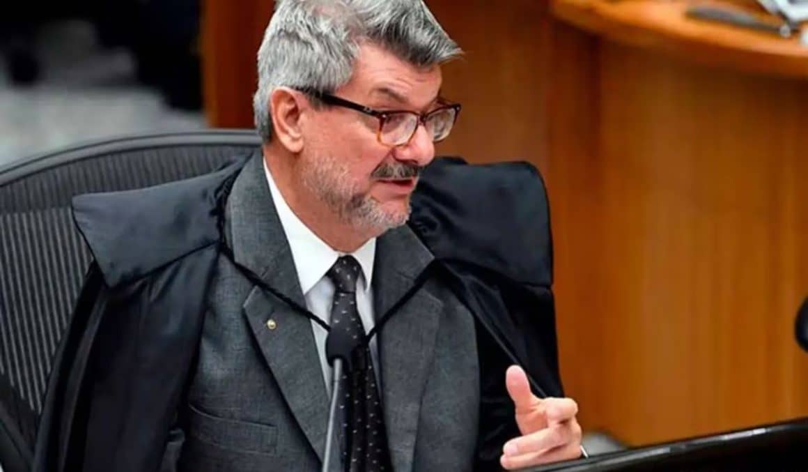 STF abre inquérito para investigar ministro do STJ por suspeita de assédio STF abre inquérito para investigar ministro do STJ por suspeita de assédio