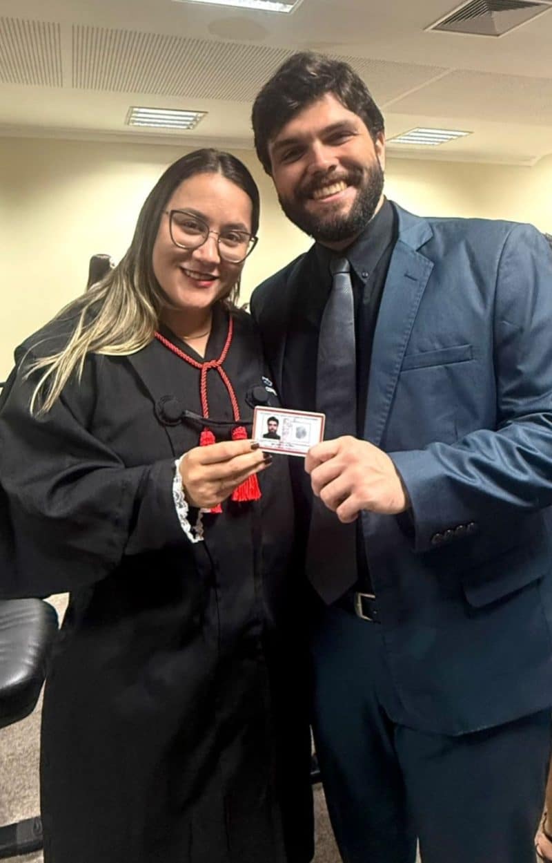 Juntos em cada etapa, e agora juntos na celebração! Dr. Gabriel Collares e Dra. Rafaela Yokoyama