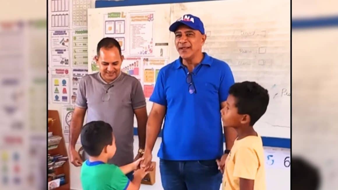 Em Jacundá, prefeito Itonir Tavares se reúne com moradores da região da Vila Santa Clara Em Jacundá, Prefeito Itonir Tavares se reúne com moradores da região da Vila Santa Clara