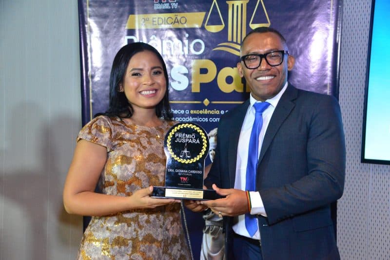 Defensora dos direitos das mulheres, advogada Giovana Cardoso recebe o Prêmio JusPará 2026