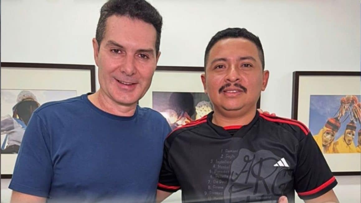 Vereador Argeo Corrêa reitera apoio a Jader Filho e destaca compromisso com Salinópolis Argeo Corrêa reitera apoio a Jader Filho e destaca compromisso com Salinópolis