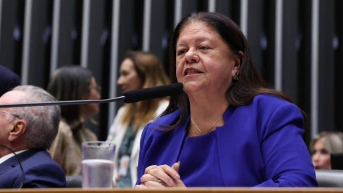 CCJ aprova “Lei Suzane von Richthofen”, que impede que assassino receba herança de membros da família CCJ aprova "Lei Suzane von Richthofen", que impede que assassino receba herança de membros da família