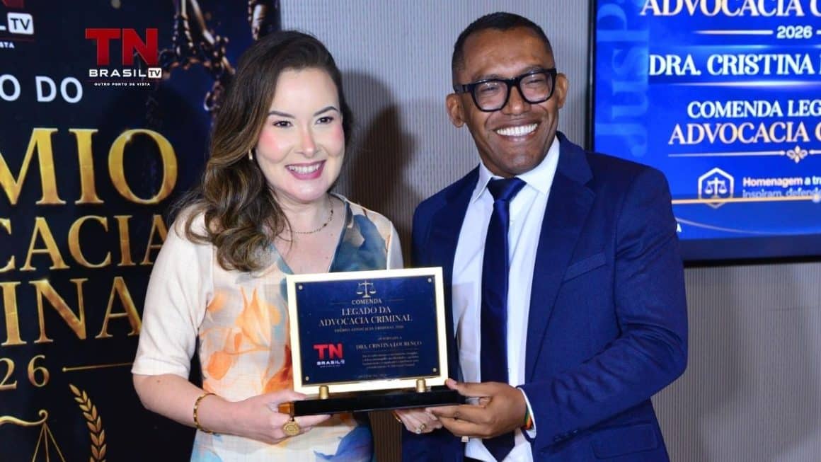 Prêmio Advocacia Criminal 2026: Dra. Cristina Lourenço recebe a Comenda Legado da Advocacia