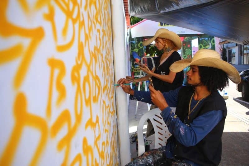 Projeto Paredes Vivas inicia oficinas de grafismo e muralismo em Canaã dos Carajás
