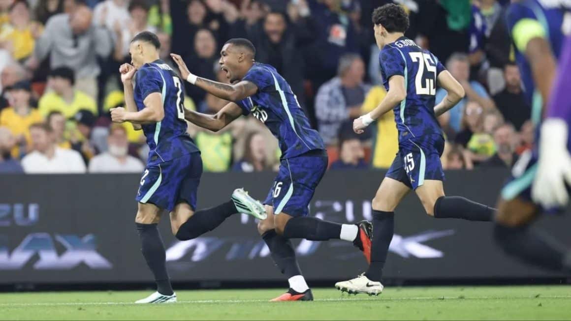 Seleção brasileira vence Austrália em jogo de seis gols e duas viradas Seleção brasileira vence Austrália em jogo de seis gols e duas viradas
