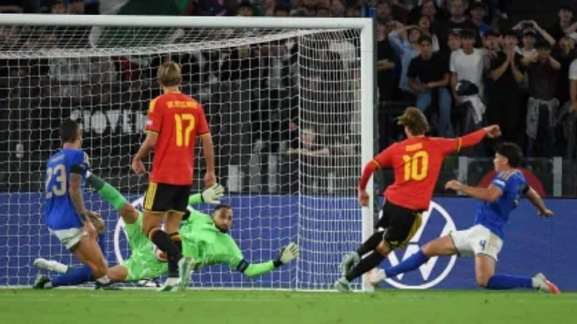 Itália é derrotada por 2 a 0 pela Bélgica na Nations League 2026 Jogadores da seleção da Itália em campo durante partida contra a Bélgica pela Nations League.