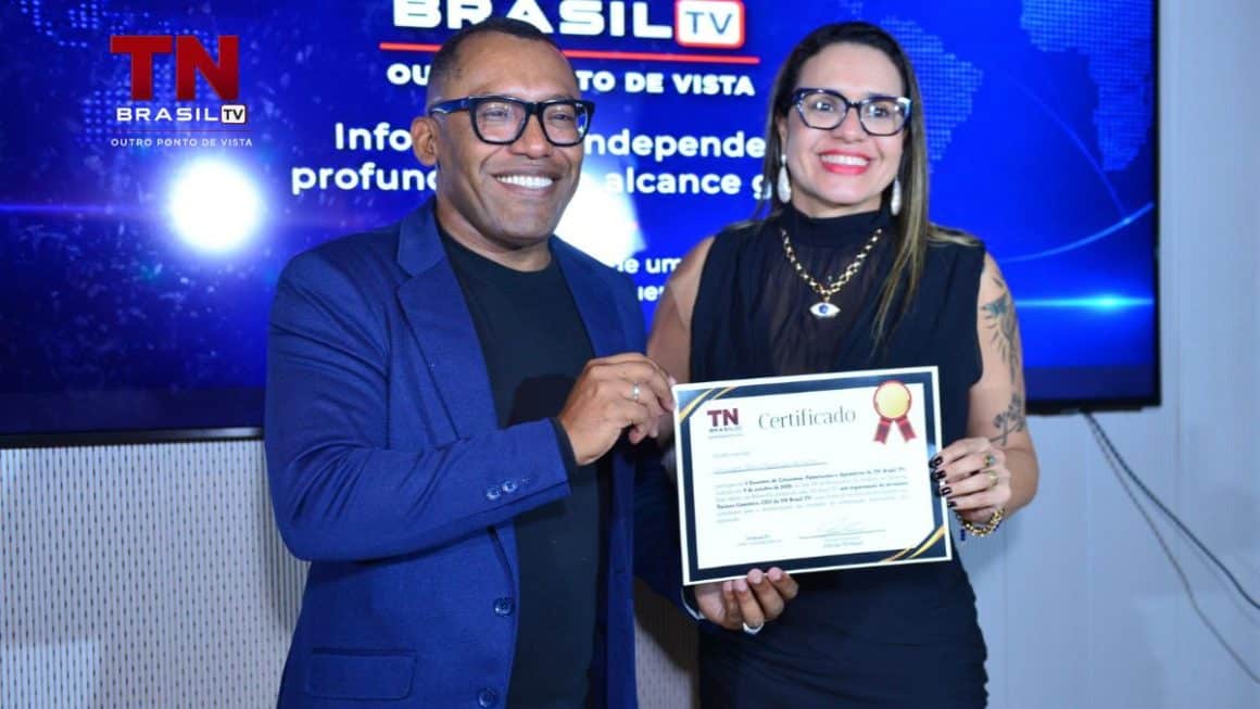 Conversa Jurídica: Dra. Leomara Barros prestigia encontro de Colabordores da TN Brasil TV Conversa Jurídica: Dra. Leomara Barros prestigia encontro de Colabordores da TN Brasil TV
