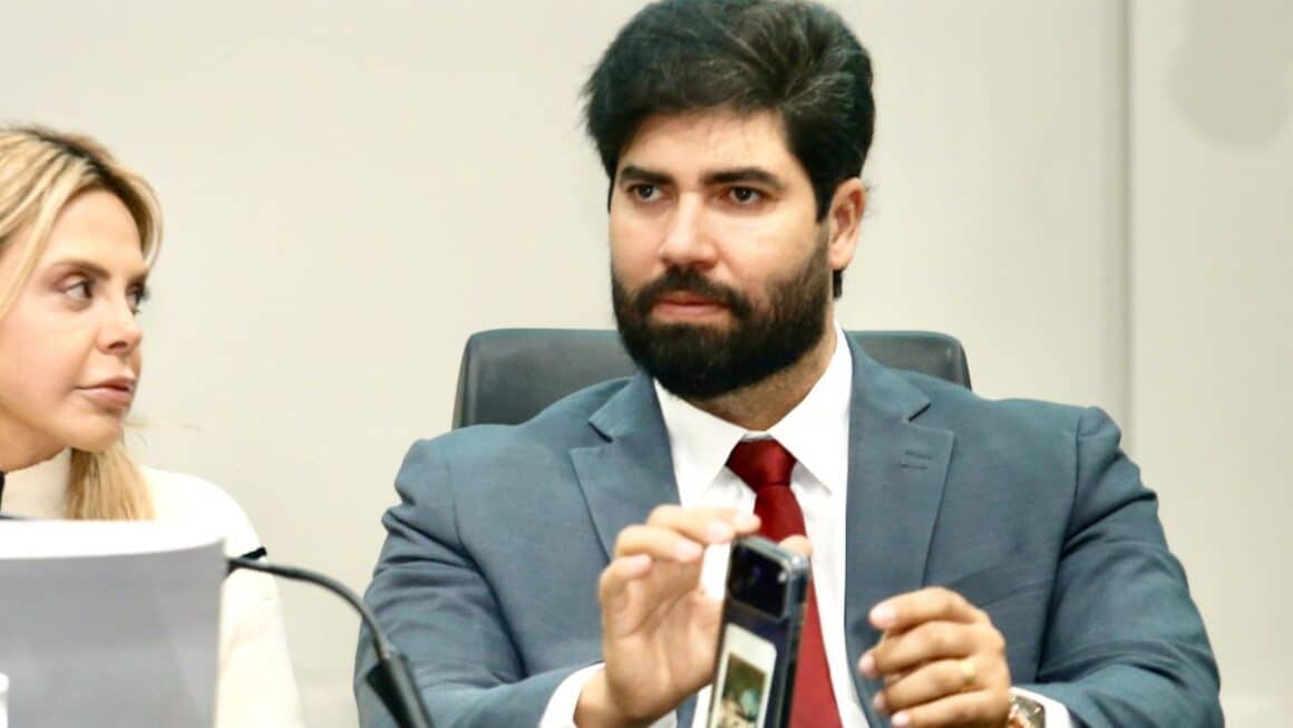 Adriano Coelho tem Belém como principal base eleitoral em 2026 e alcança 143 municípios do Pará Adriano Coelho tem Belém como principal base eleitoral em 2026 e alcança 143 municípios do Pará
