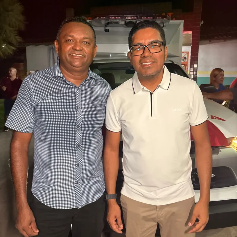 Nova ambulância para o Hospital Santa Clara: parceria entre Railton Silva, Artemes Oliveira e Zequinha Marinho