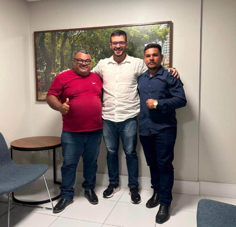 Com apoio de Pacotinho e Joel da Nike, Fábio Figueiras (PV) dobra votação em Tailândia e é reeleito na Alepa