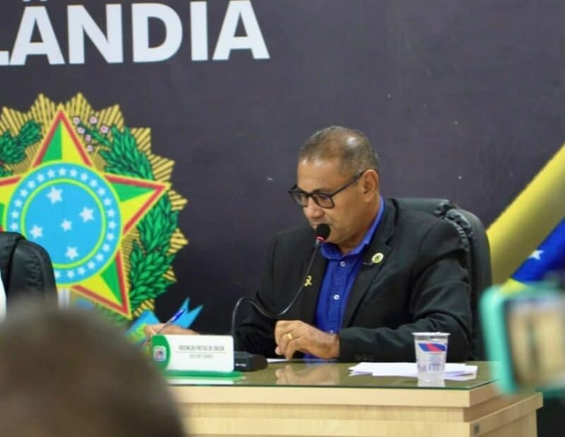 Vereador Rosenildo Freitas solicita manutenção da Rua Piquiá, no distrito de Palmares
